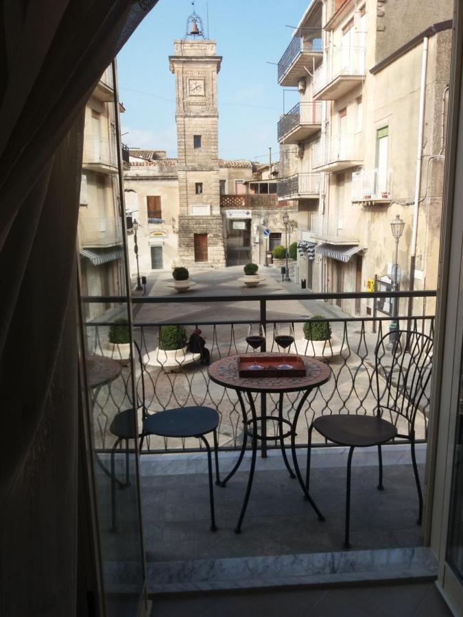 Bed & Breakfast Acquaviva Di Vullo Vincenzo Acquaviva Platani Buitenkant foto