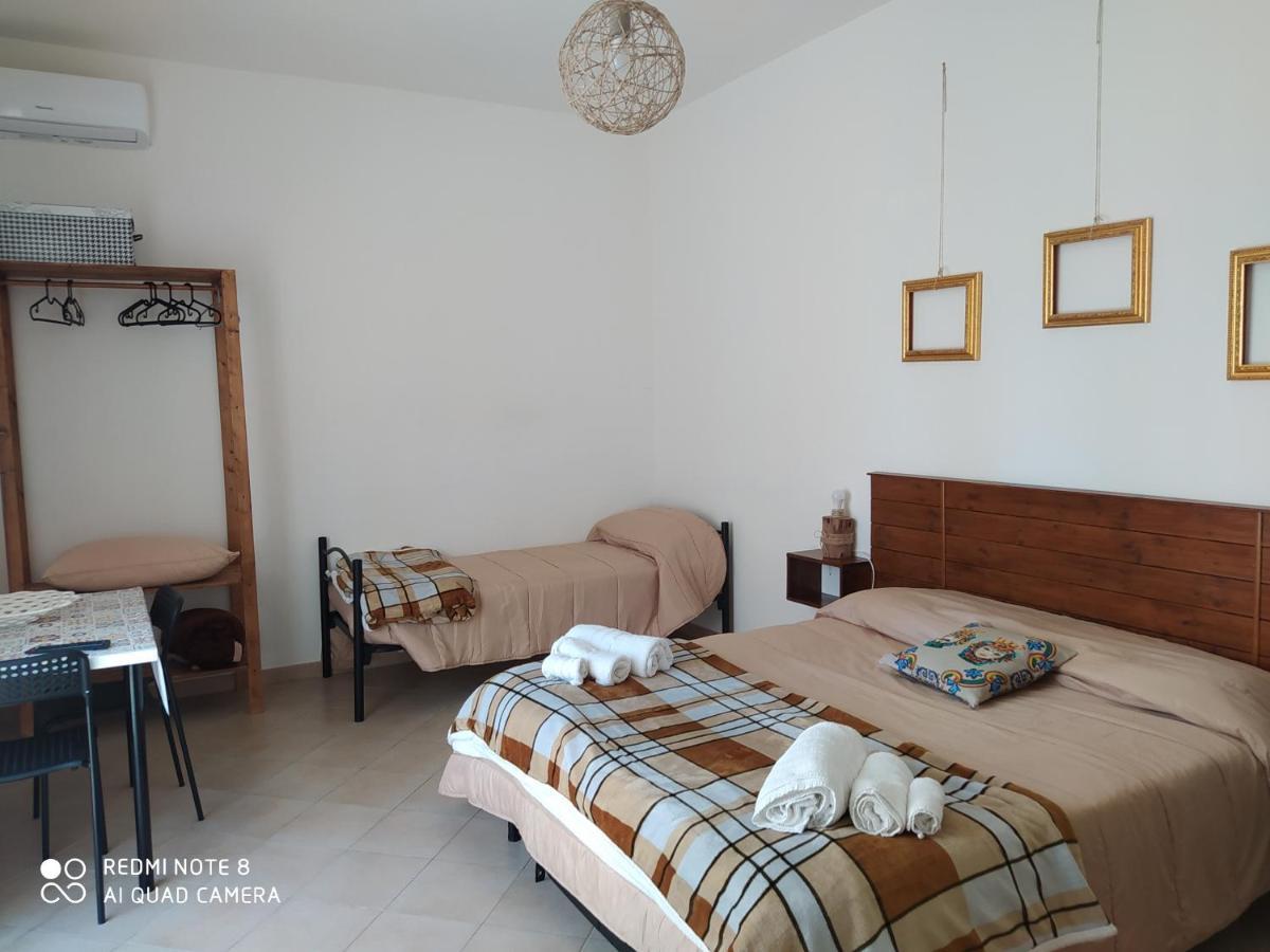 Bed & Breakfast Acquaviva Di Vullo Vincenzo Acquaviva Platani Buitenkant foto