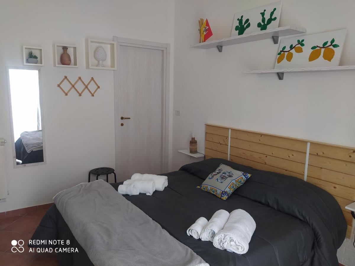 Bed & Breakfast Acquaviva Di Vullo Vincenzo Acquaviva Platani Buitenkant foto