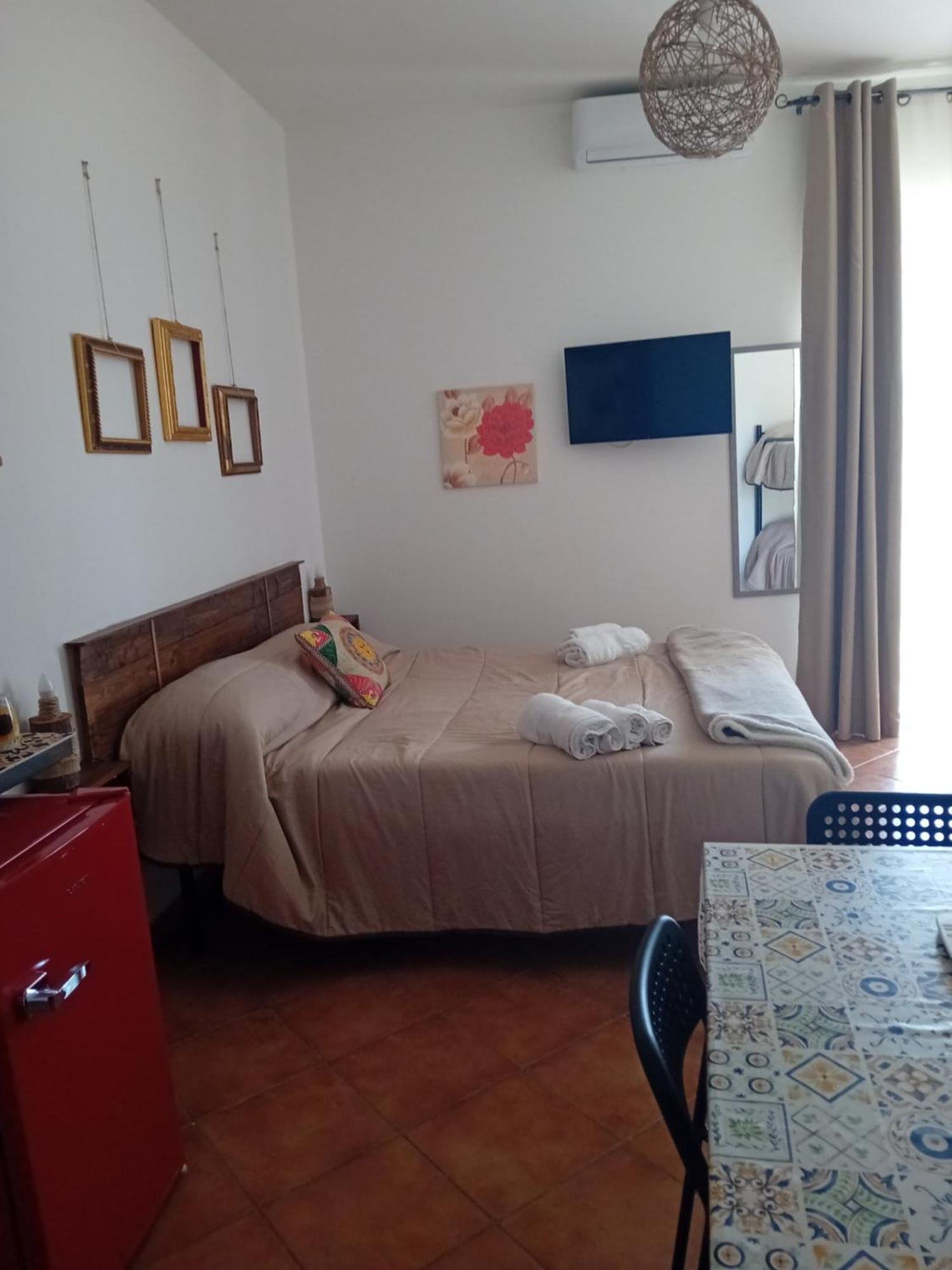 Bed & Breakfast Acquaviva Di Vullo Vincenzo Acquaviva Platani Kamer foto